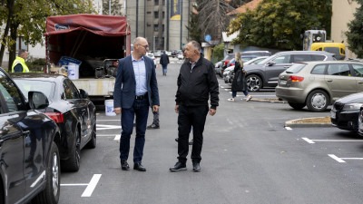 Foto: Završena rekonstrukcija Ulice fra Grge Martića u Tuzli; Uloženo 780.000 KM u unapređenje komunalne infrastrukture i sigurnosti saobraćaja