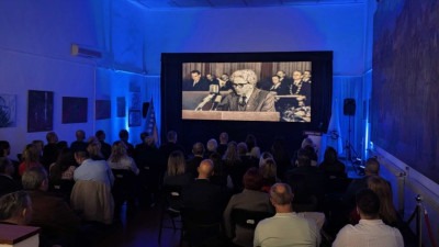 Foto: Premijerno prikazan dokumentarni film ’50 godina Univerziteta u Tuzli’
