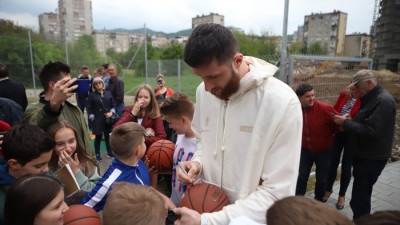 Gradsko vijeće Tuzla: Jusuf Nurkić, ‘PIPOL’ i još pet dobitnika javnih priznanja Tuzle