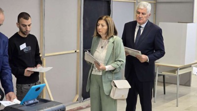 Čović glasovao u Mostaru: Ovo je veliki dan za hrvatski narod i cijelu Bosnu i Hercegovinu