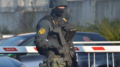FUP pretresa prostorije Željeznica FBiH i Federalnog ministarstva prometa i komunikacija u Mostaru