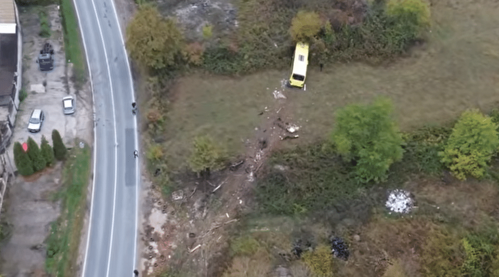 Video: Autobus sletio s ceste kod Tuzle, 11 povrijeđenih