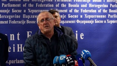 Poljoprivrednici FBiH traže smanjenje uvoza mlijeka i upozoravaju na gašenje farmi