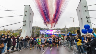 Foto: Više od 1.000 učesnika iz 17 zemalja na jubilarnom 10. Tuzlanskom maraton
