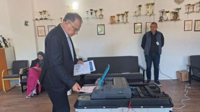 Nikšić glasovao u Konjicu: Pozvao građane da iskoriste svoje biračko pravo